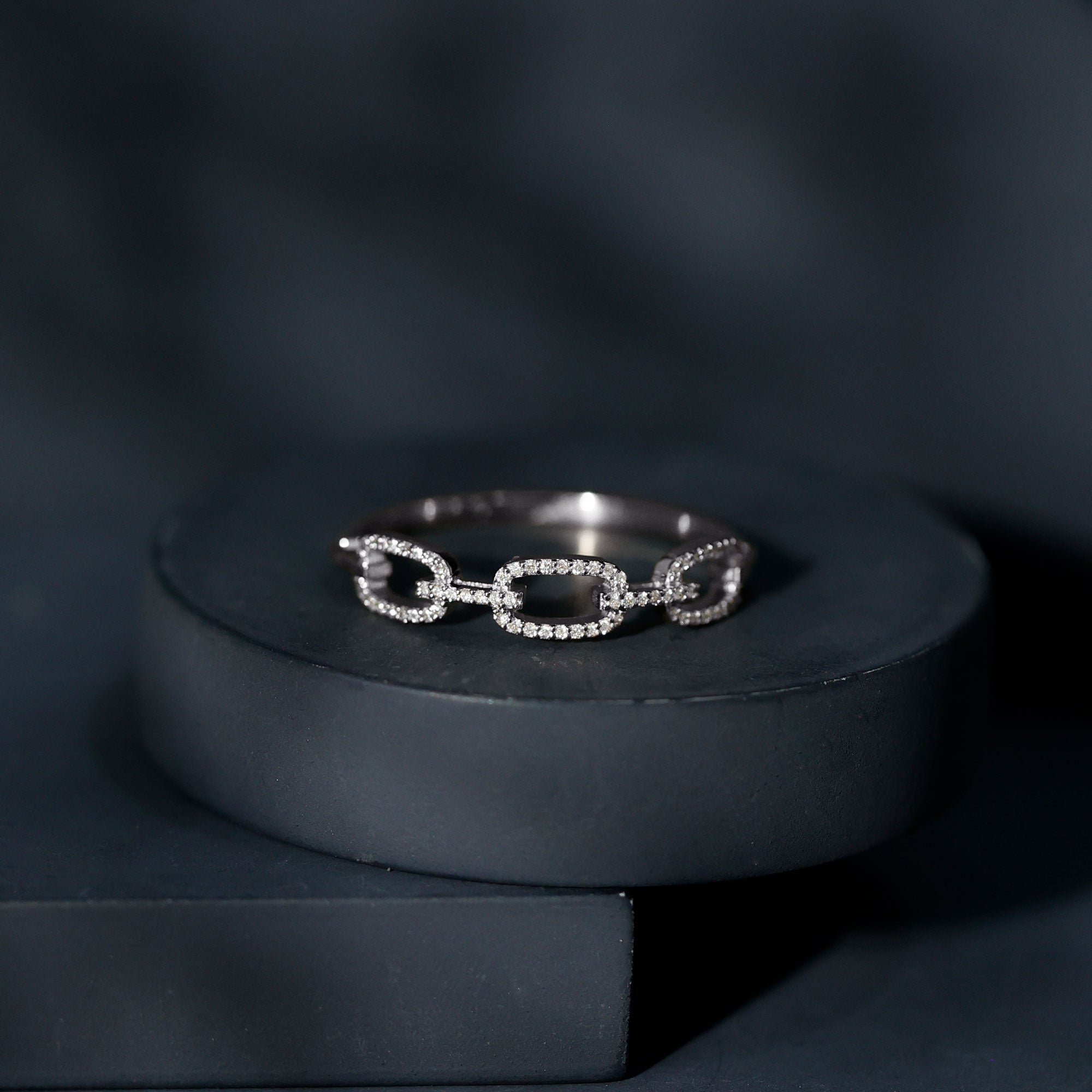 Certified Diamond Chain Link Ring in Prong Setting