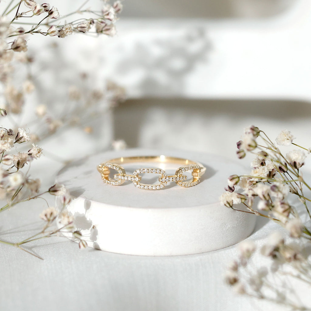 Certified Diamond Chain Link Ring in Prong Setting