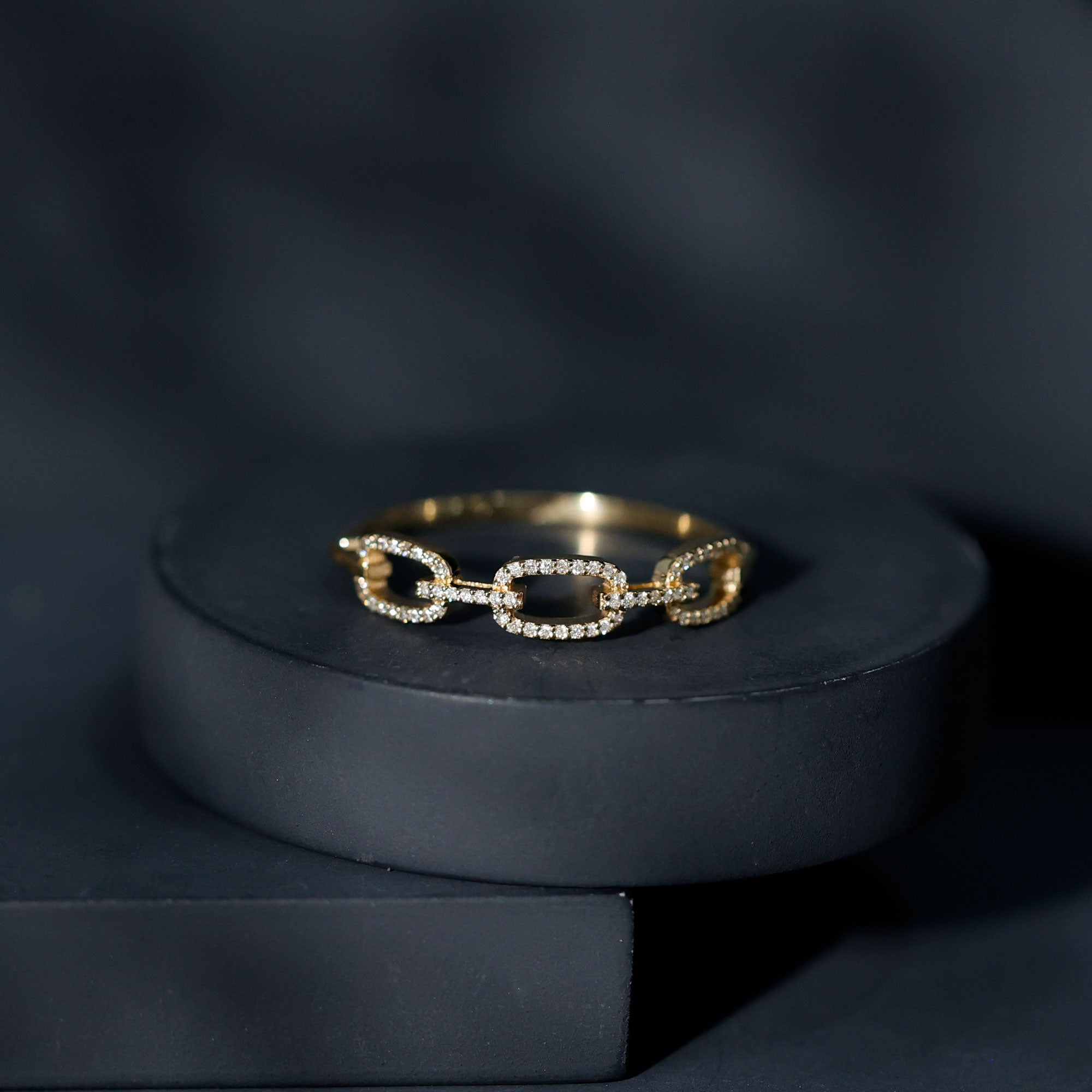 Certified Diamond Chain Link Ring in Prong Setting
